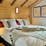 Luxury Penthouse With Mont Blanc Views In